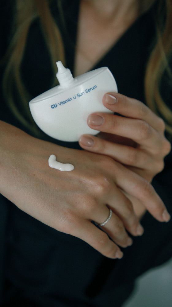 CUSKIN VITAMIN U SUN SERUM - apsauginis serumas nuo saulės SPF 50+ PA++++ su vitaminu U ir B12, 50 g - SPF APSAUGA IŠ CUSKIN - TIK €39! Apsipirk dabar GROŽIO ALCHEMIJA
