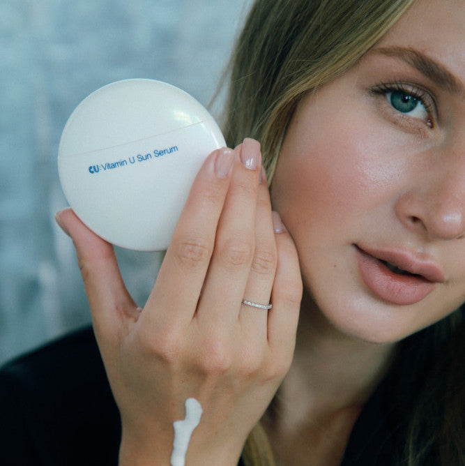 CUSKIN VITAMIN U SUN SERUM - apsauginis serumas nuo saulės SPF 50+ PA++++ su vitaminu U ir B12, 50 g - SPF APSAUGA IŠ CUSKIN - TIK €39! Apsipirk dabar GROŽIO ALCHEMIJA