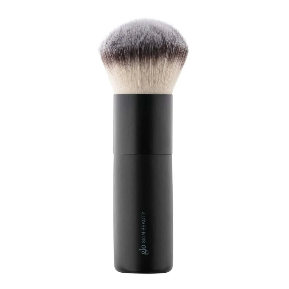 GLO SKIN BEAUTY 101 PRO KABUKI BRUSH - makiažo šepetėlis skystai, kreminei pudrai - MAKIAŽO ŠEPETĖLIS IŠ GLO SKIN BEAUTY - TIK €52! Apsipirk dabar GROŽIO ALCHEMIJA