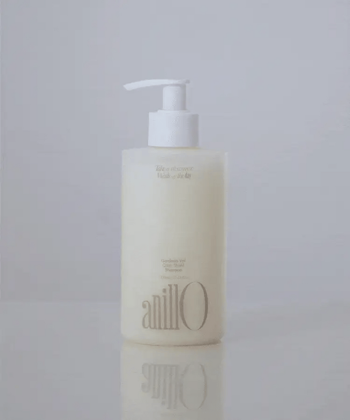 ANILLO GARDENIA VEIL COLOR SHIELD SHAMPOO - spalvą saugantis šampūnas dažytiems plaukams, 300 ml - ŠAMPŪNAS IŠ ANILLO - TIK €30.18! Apsipirk dabar GROŽIO ALCHEMIJA