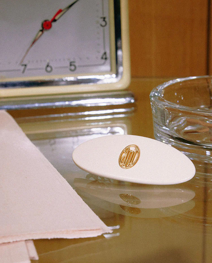 ANILLO MILK TEA HAIR PIN – prabangus plaukų segtukas - PLAUKŲ SEGTUKAS IŠ ANILLO - TIK €17! Apsipirk dabar GROŽIO ALCHEMIJA