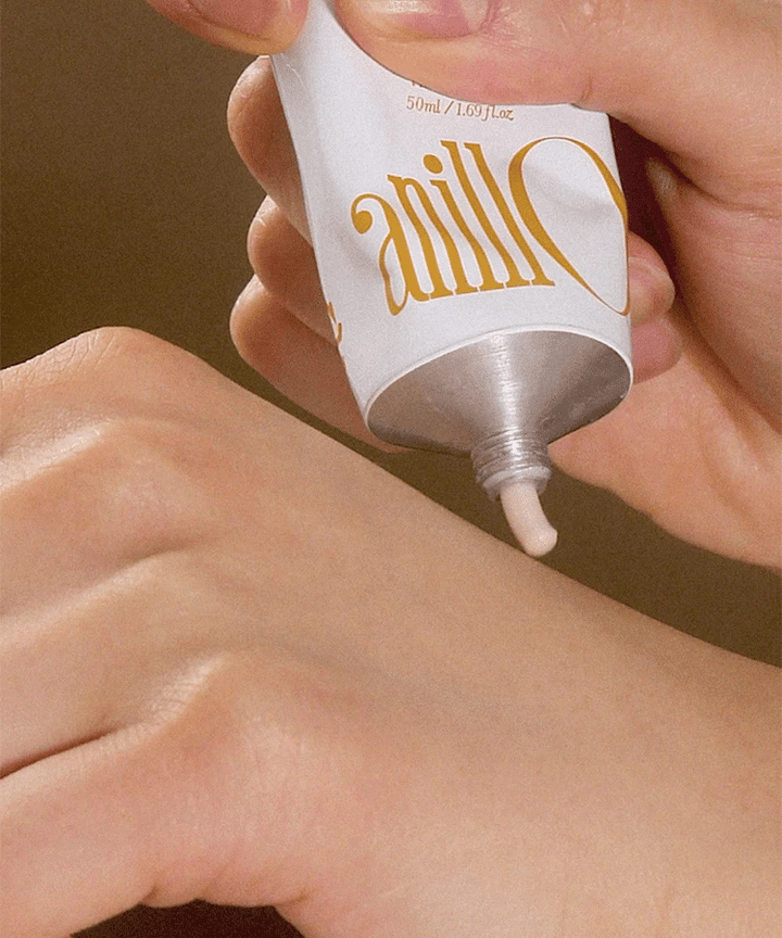 ANILLO AMBER528 SCENTED HAND CREAM - parfumuotas rankų kremas, 50 ml - RANKŲ KREMAS IŠ ANILLO - TIK €19.12! Apsipirk dabar GROŽIO ALCHEMIJA
