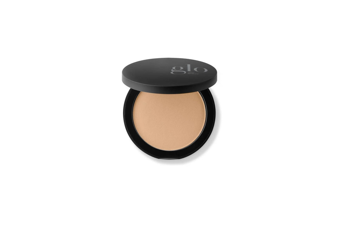 GLO SKIN BEAUTY PRESSED BASE - presuota mineralinė pudra, 9 g - MINERALINĖ PUDRA IŠ GLO SKIN BEAUTY - TIK €63! Apsipirk dabar GROŽIO ALCHEMIJA