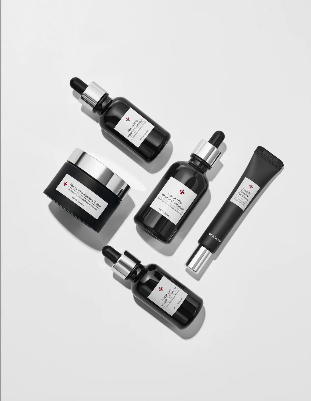 CUSKIN NIACIN 20% VITAMIN C AMPOULE - serumas su 20% niacinamido, vitaminu C ir hialurono rūgštimi, 30 g - SERUMAS IŠ CUSKIN - TIK €39! Apsipirk dabar GROŽIO ALCHEMIJA