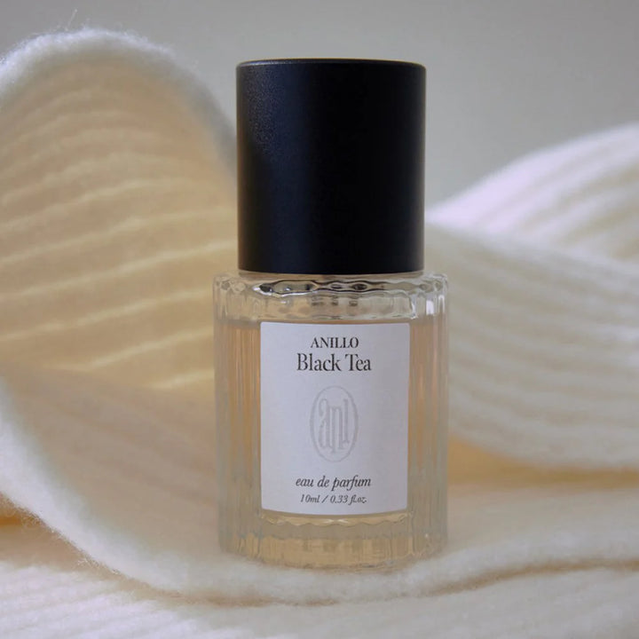 ANILLO BLACK TEA EAU DE PARFUM - nišiniai unisex kvepalai, 10 ml - KVEPALAI IŠ ANILLO - TIK €30.50! Apsipirk dabar GROŽIO ALCHEMIJA