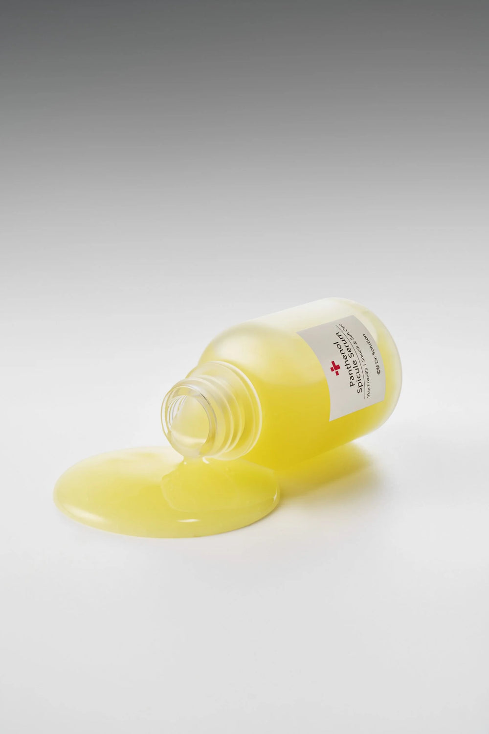 CUSKIN PANTHENOLE SPICULE SERUM - atkuriamasis serumas su spikulėmis, pantenoliu ir hialurono rūgštimi, 30 ml - SERUMAS IŠ CUSKIN - TIK €23! Apsipirk dabar GROŽIO ALCHEMIJA