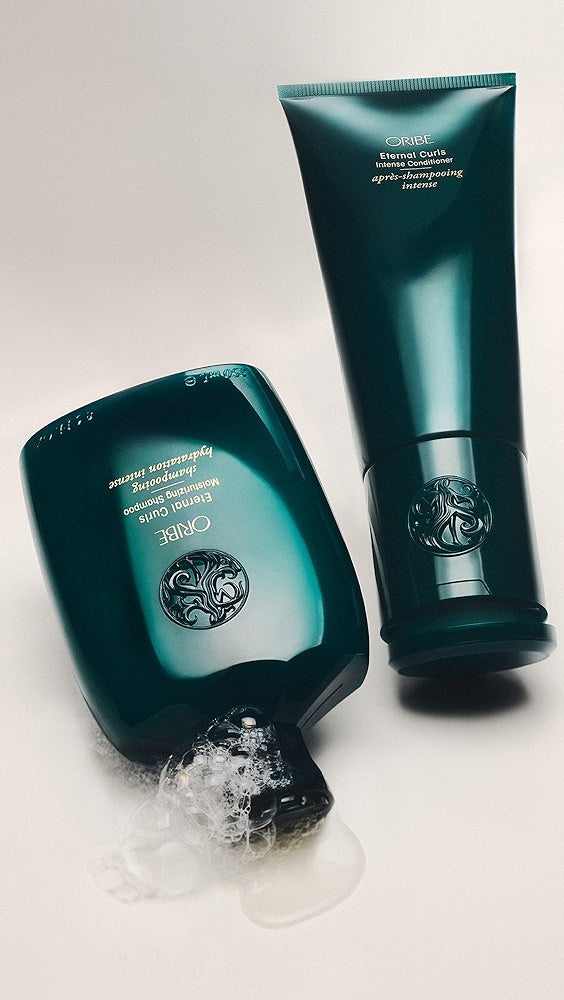 ORIBE ETERNAL CURLS MOISTURIZING SHAMPOO - garbanotų plaukų šampūnas, 250 ml - ŠAMPŪNAS IŠ ORIBE - TIK €60! Apsipirk dabar GROŽIO ALCHEMIJA