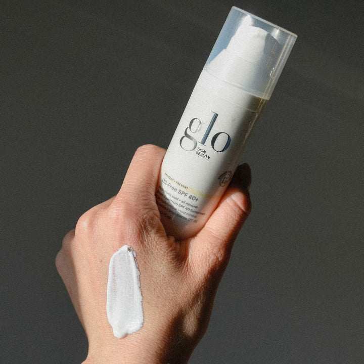 GLO SKIN BEAUTY PROTECT+PREVENT OIL FREE SPF 40+ - apsauginis kremas nuo saulės be aliejaus, 50 ml - SPF APSAUGA IŠ GLO SKIN BEAUTY - TIK €50.15! Apsipirk dabar GROŽIO ALCHEMIJA