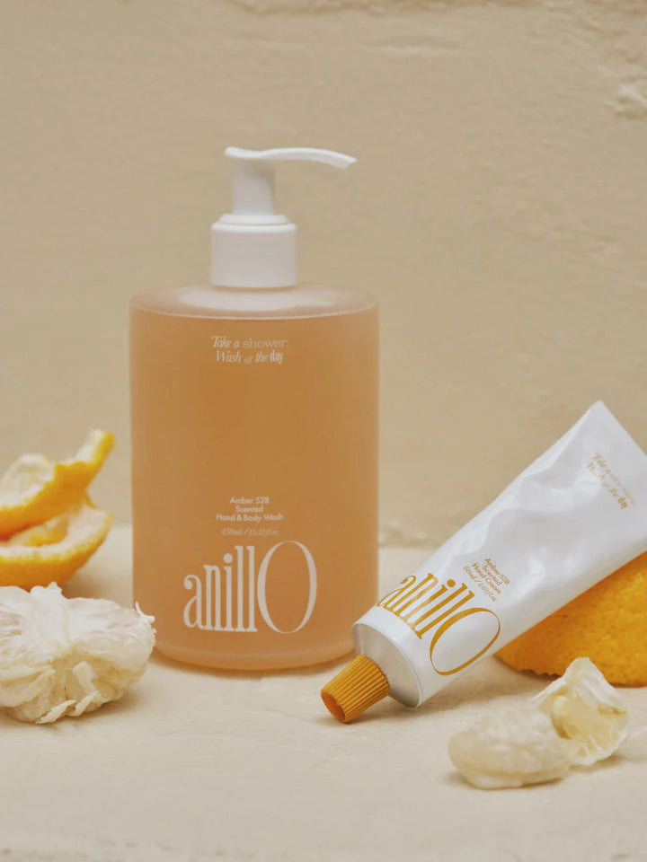 ANILLO AMBER528 SCENTED HAND & BODY WASH - parfumuotas rankų ir kūno prausiklis, 450 ml - KŪNO PRAUSIKLIAI IŠ ANILLO - TIK €26.35! Apsipirk dabar GROŽIO ALCHEMIJA