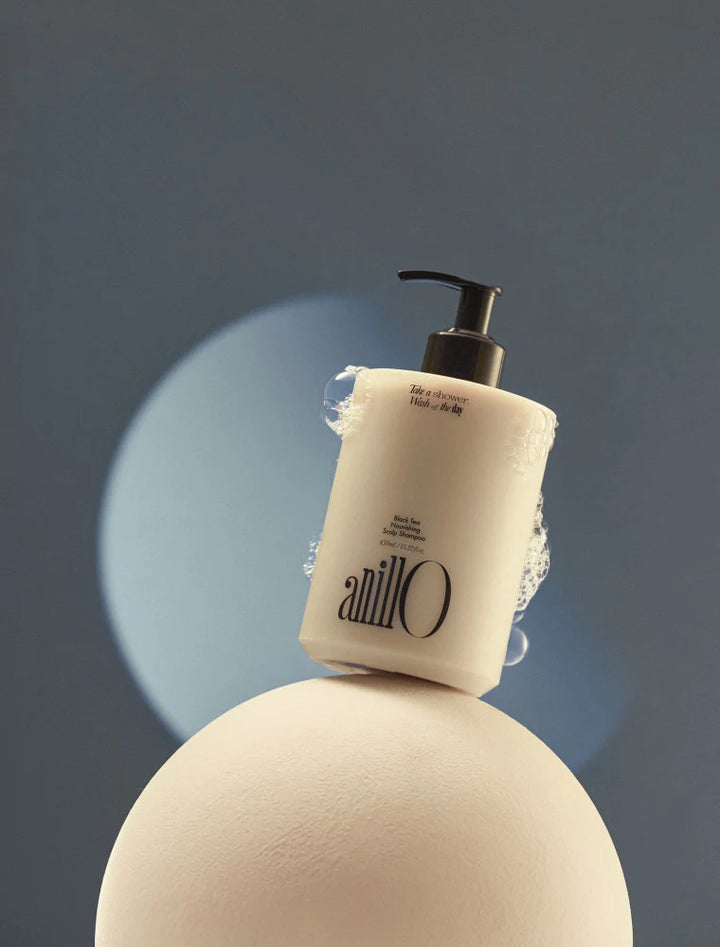 ANILLO BLACK TEA NOURISHING SCALP SHAMPOO – maitinantis šampūnas, 450 ml - ŠAMPŪNAS IŠ ANILLO - TIK €34.50! Apsipirk dabar GROŽIO ALCHEMIJA