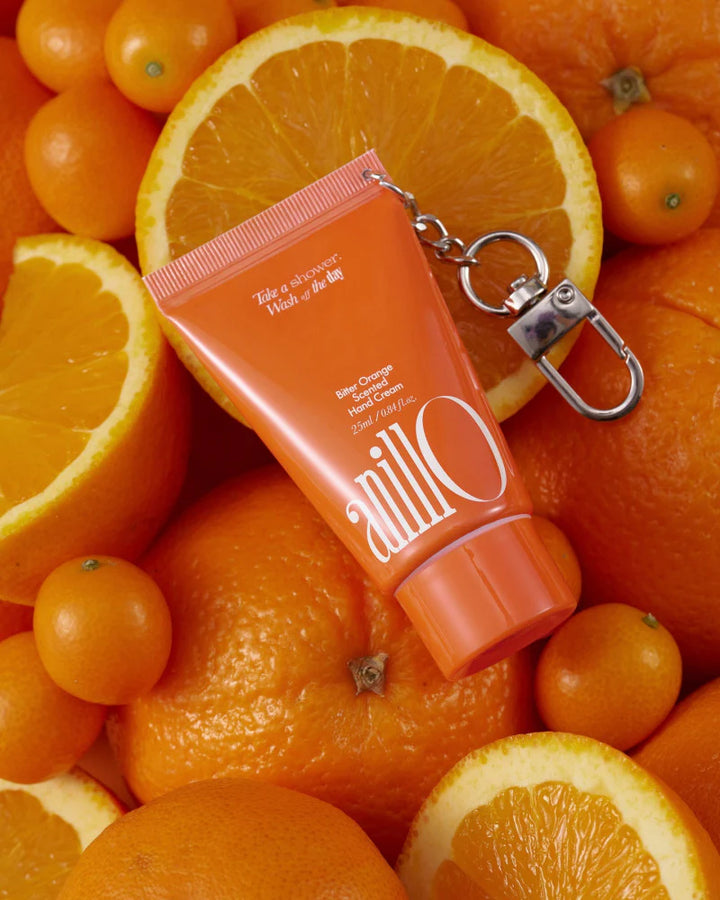 ANILLO BITTER ORANGE SCENTED HAND CREAM (keychain) – rankų kremas (pakabukas), 25 ml - RANKŲ KREMAS IŠ ANILLO - TIK €13! Apsipirk dabar GROŽIO ALCHEMIJA
