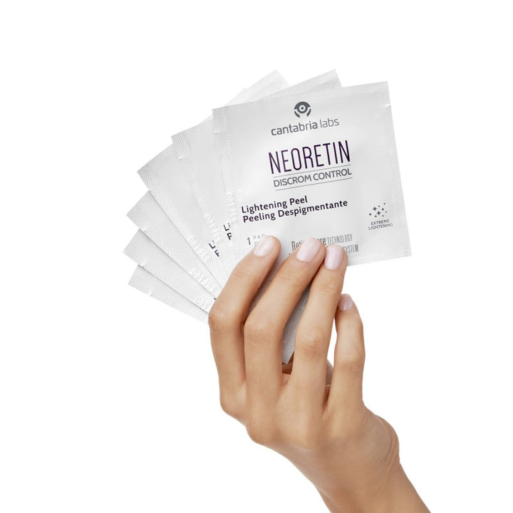 NEORETIN DISCROM CONTROL EKSFOLIJUOJANTYS PADELIAI PIGMENTUOTAI ODAI, 6 PADELIAI - VEIDO ŠVEITIKLIAI IŠ NEORETIN - TIK €26! Apsipirk dabar GROŽIO ALCHEMIJA